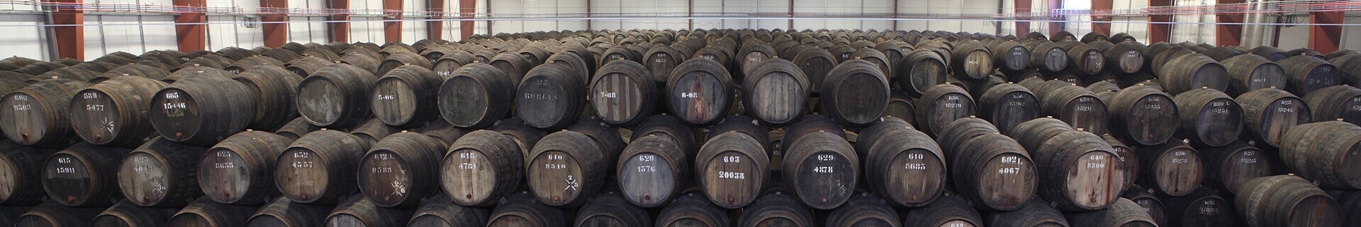 Além de produzir vinho a partir de uvas das suas próprias quintas, a Taylor’s também compra uvas a viticultores...